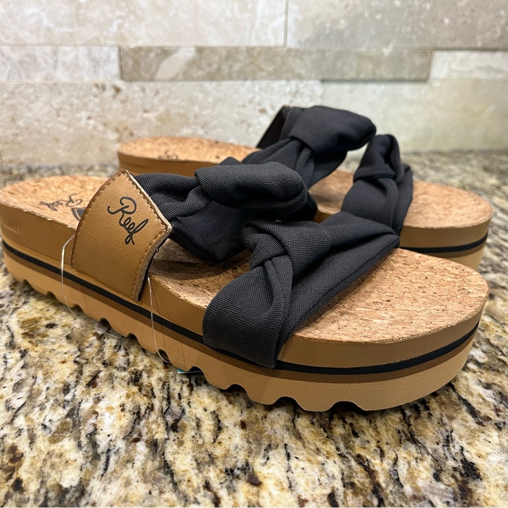 Reef Knotty Vista Hi sandal, size 7, Black